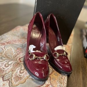 Gucci Cranberry pumps